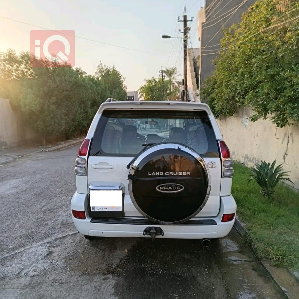 تۆیۆتا لاندكروزر پرادۆ